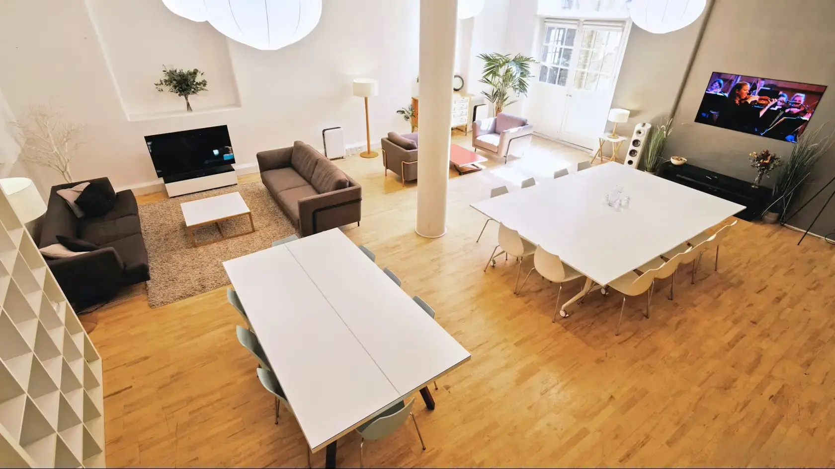 Canalside Studios in Angel